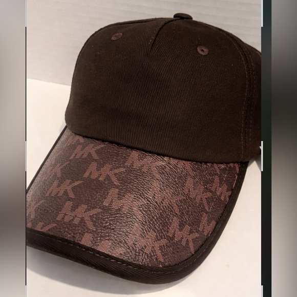 NWT Michael Kors Women's Dark Brown Baseball Hat - Picture 2 of 3